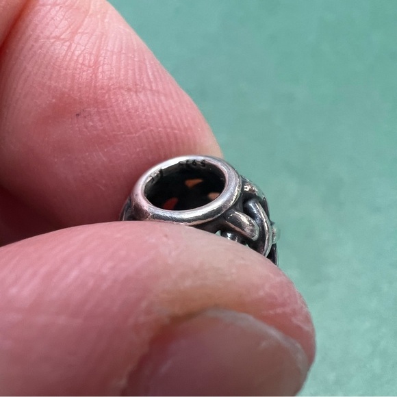 Pandora entwined forever charm - Picture 3 of 4